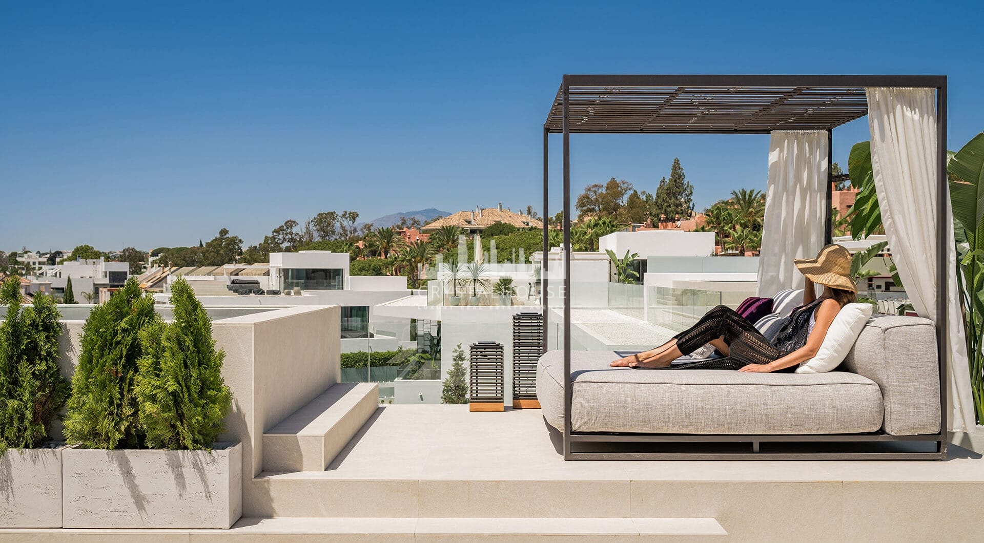 Ekskluzywna willa z 4 sypialniami i basenem na dachu