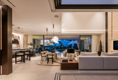 Ekskluzywna willa z 4 sypialniami i basenem na dachu