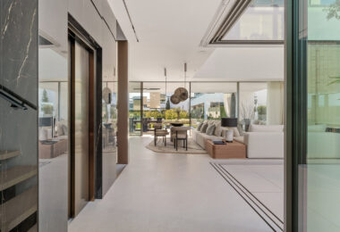 Ekskluzywna willa z 4 sypialniami i basenem na dachu