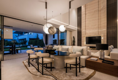 Ekskluzywna willa z 4 sypialniami i basenem na dachu