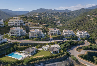 Nowoczesny apartament z 3 sypialniami, widokiem na morze i prywatnością