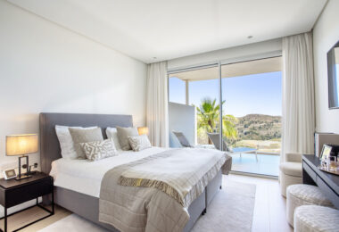 Nowoczesny apartament z 3 sypialniami, widokiem na morze i prywatnością