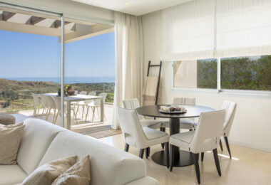 Nowoczesny apartament z 3 sypialniami, widokiem na morze i prywatnością