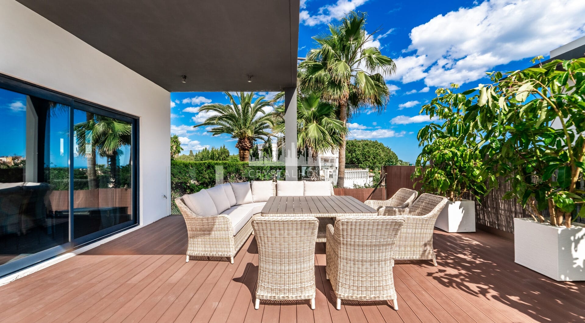 Wynajem krótkoterminowy - ekskluzywna willa z podgrzewanym basenem i hamamem