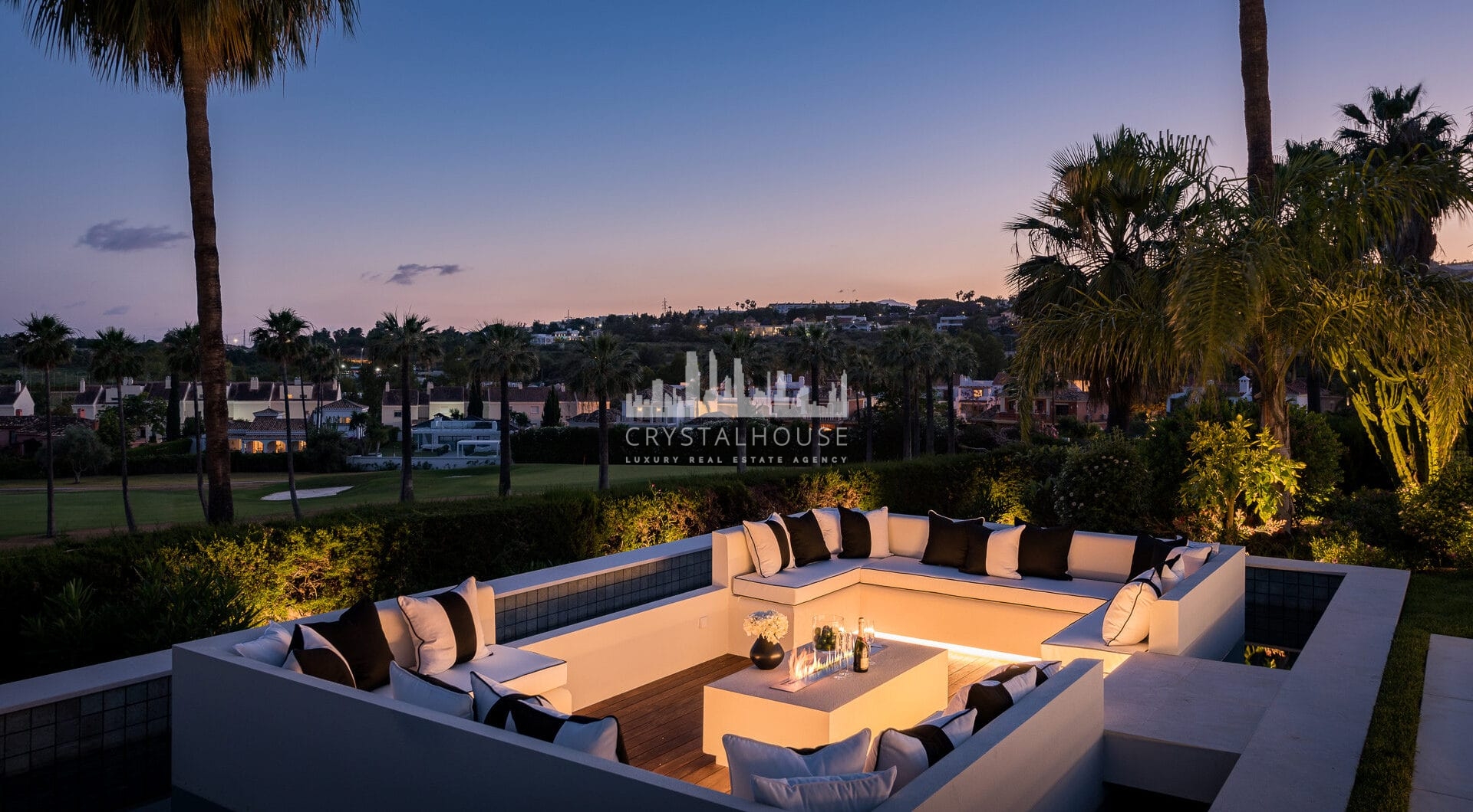 Wyjątkowa willa frontowa przy polu golfowym w Nueva Andalucía