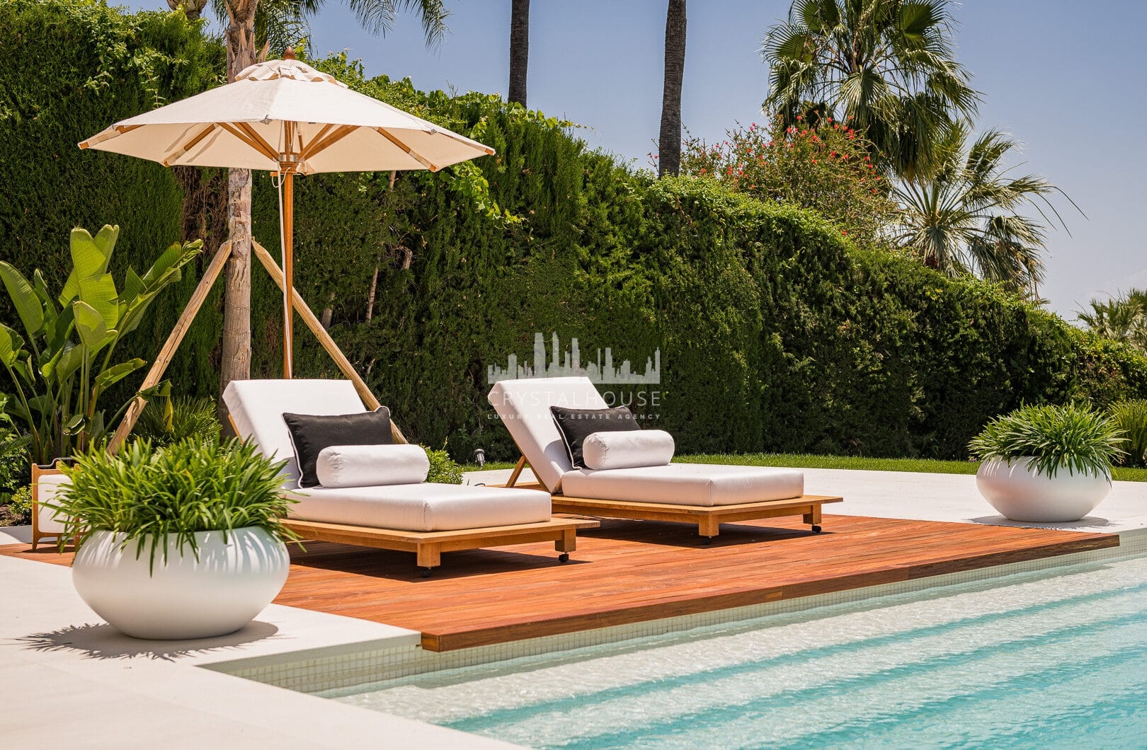 Wyjątkowa willa frontowa przy polu golfowym w Nueva Andalucía