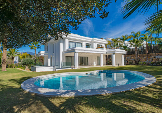 Eleganckie wille z 6–7 sypialniami w Las Lomas del Marbella Club, Golden Mile