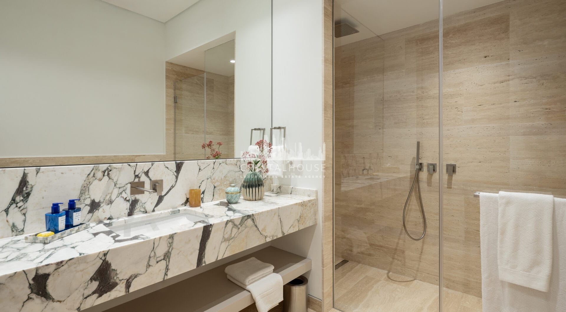 Villa Avani 5 – nowoczesna, luksusowa willa z 6 sypialniami