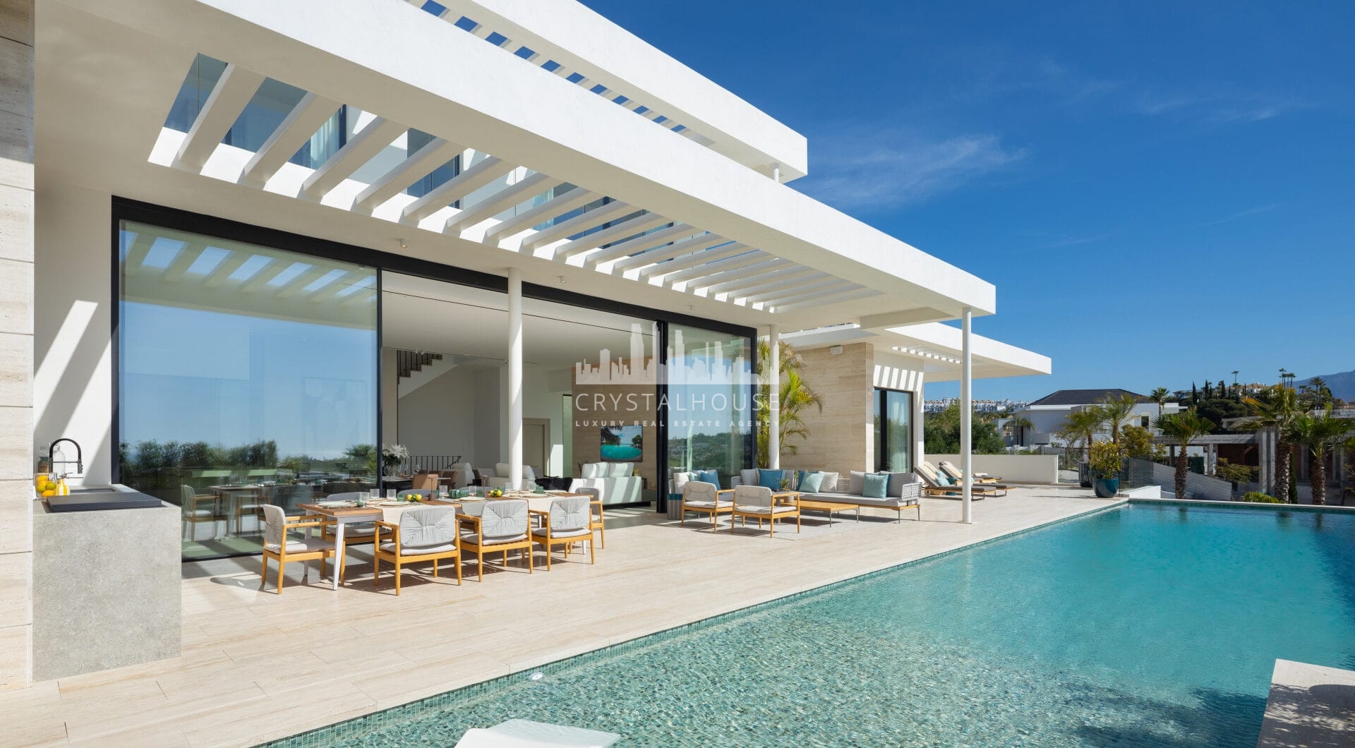 Villa Avani 5 – nowoczesna, luksusowa willa z 6 sypialniami