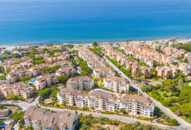 Piękny apartament z dwoma sypialniami w prestiżowej Hacienda Playa, Elviria