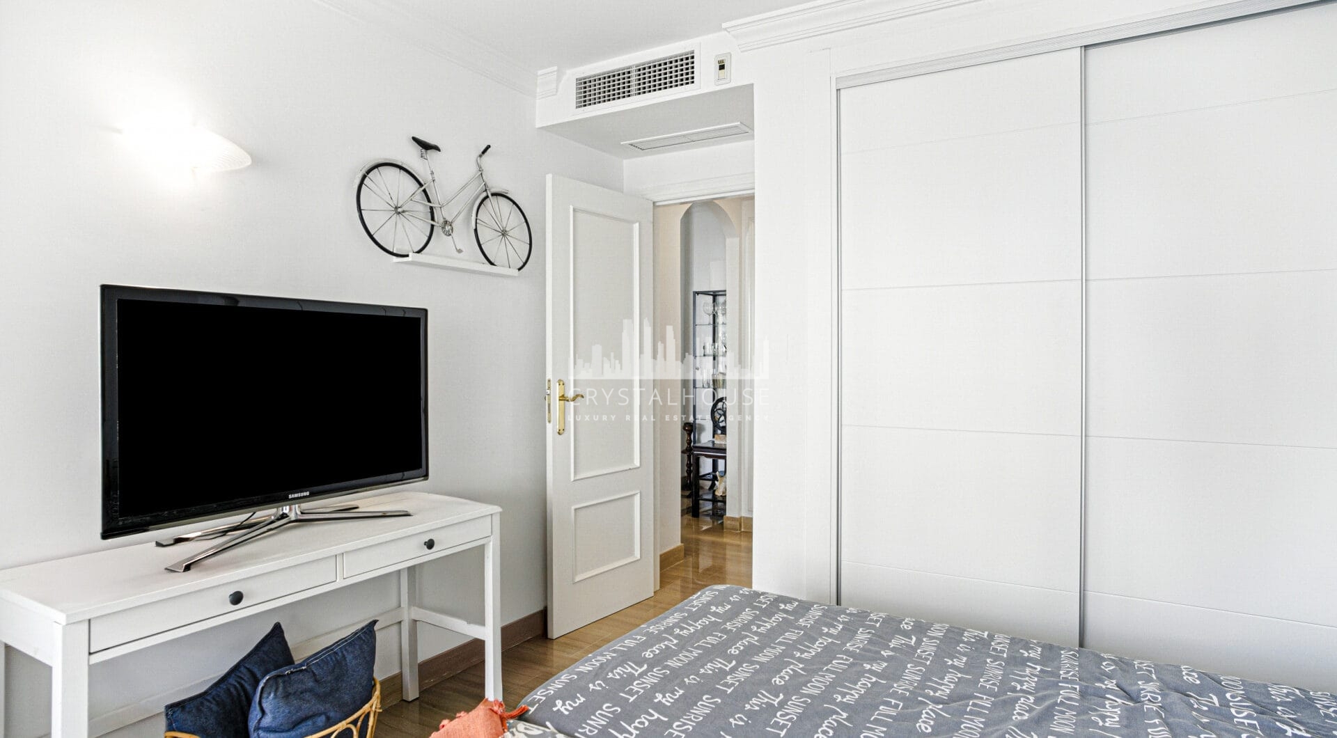Piękny apartament z dwoma sypialniami w prestiżowej Hacienda Playa, Elviria