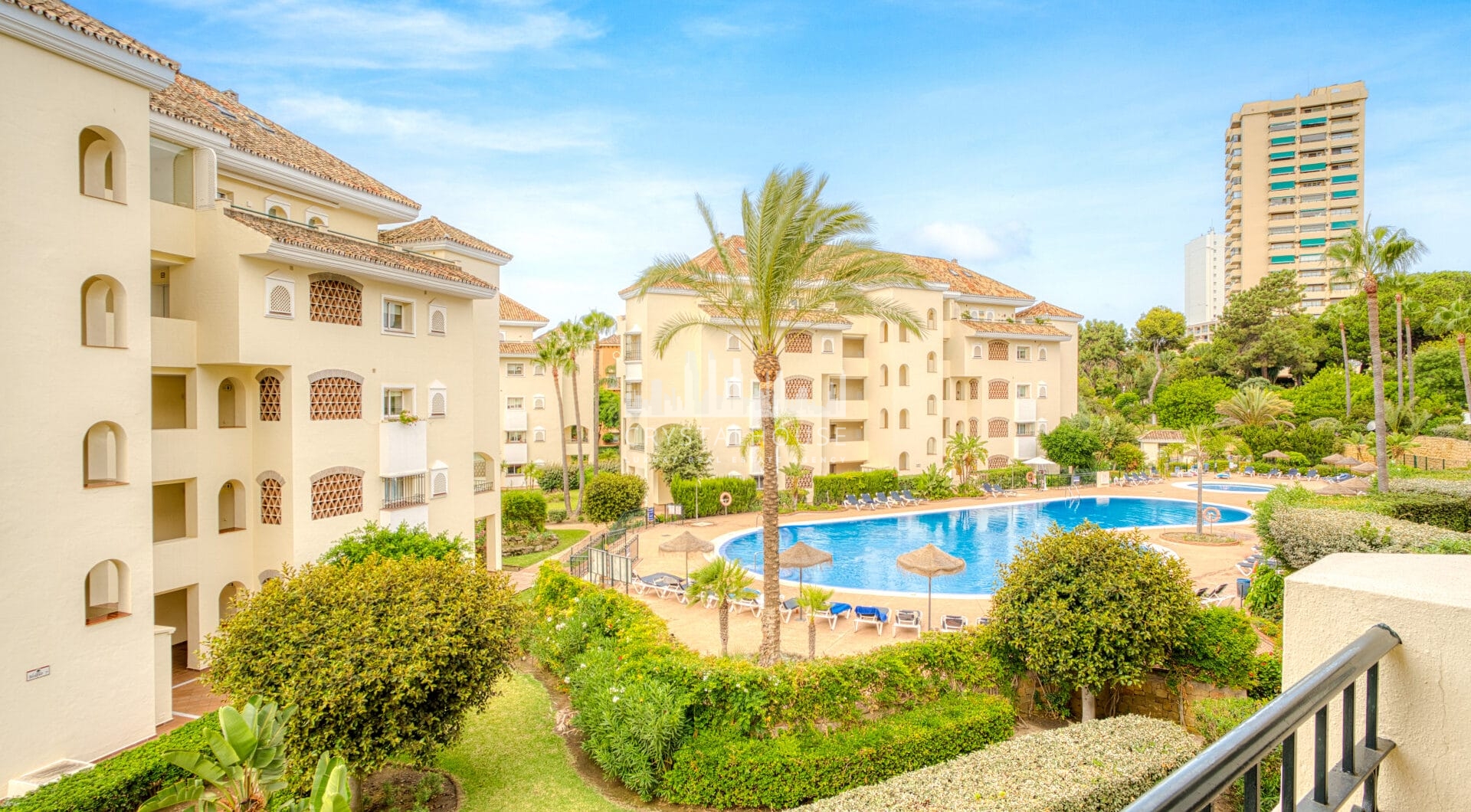 Piękny apartament z dwoma sypialniami w prestiżowej Hacienda Playa, Elviria