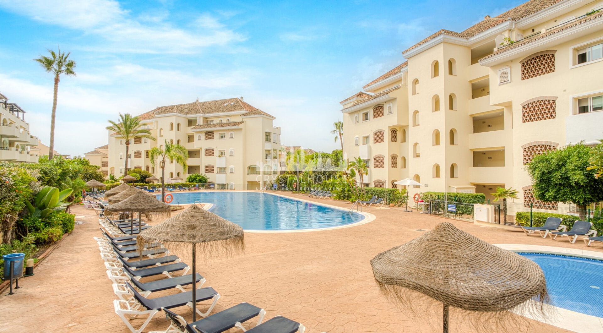 Piękny apartament z dwoma sypialniami w prestiżowej Hacienda Playa, Elviria