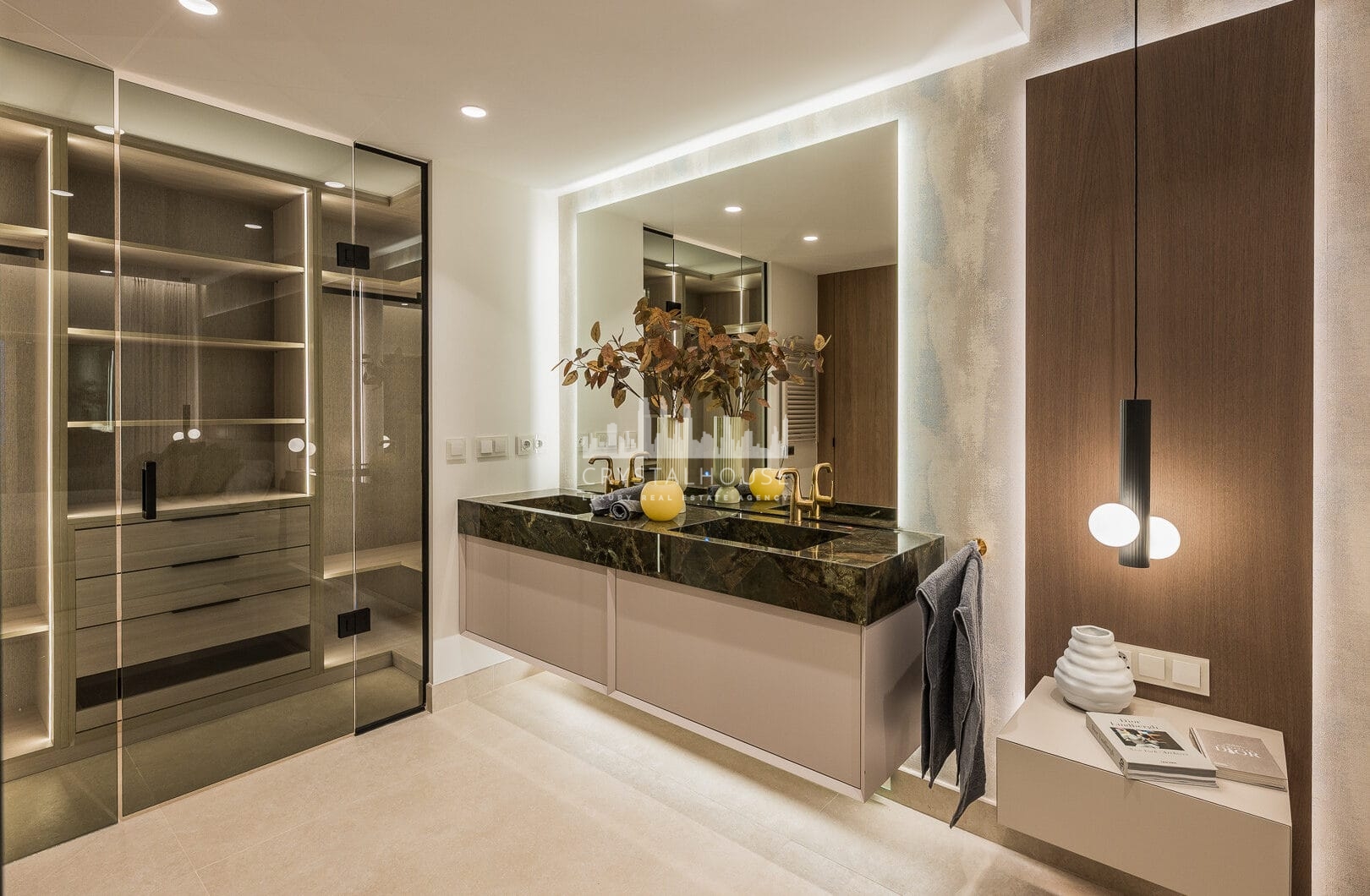 Olśniewające, niedawno wyremontowane mieszkanie przy plaży, blisko miasta Estepona!