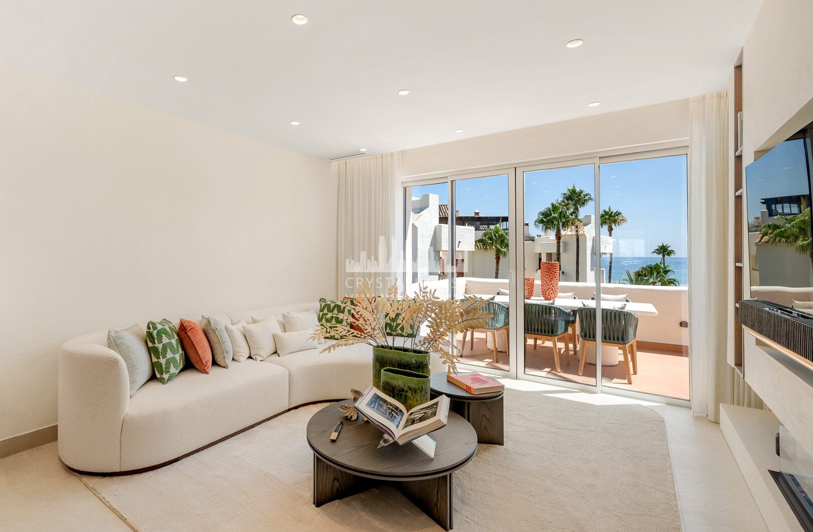 Wyjątkowy dwupoziomowy penthouse zlokalizowany bezpośrednio przy plaży, w pobliżu miasta Estepona!