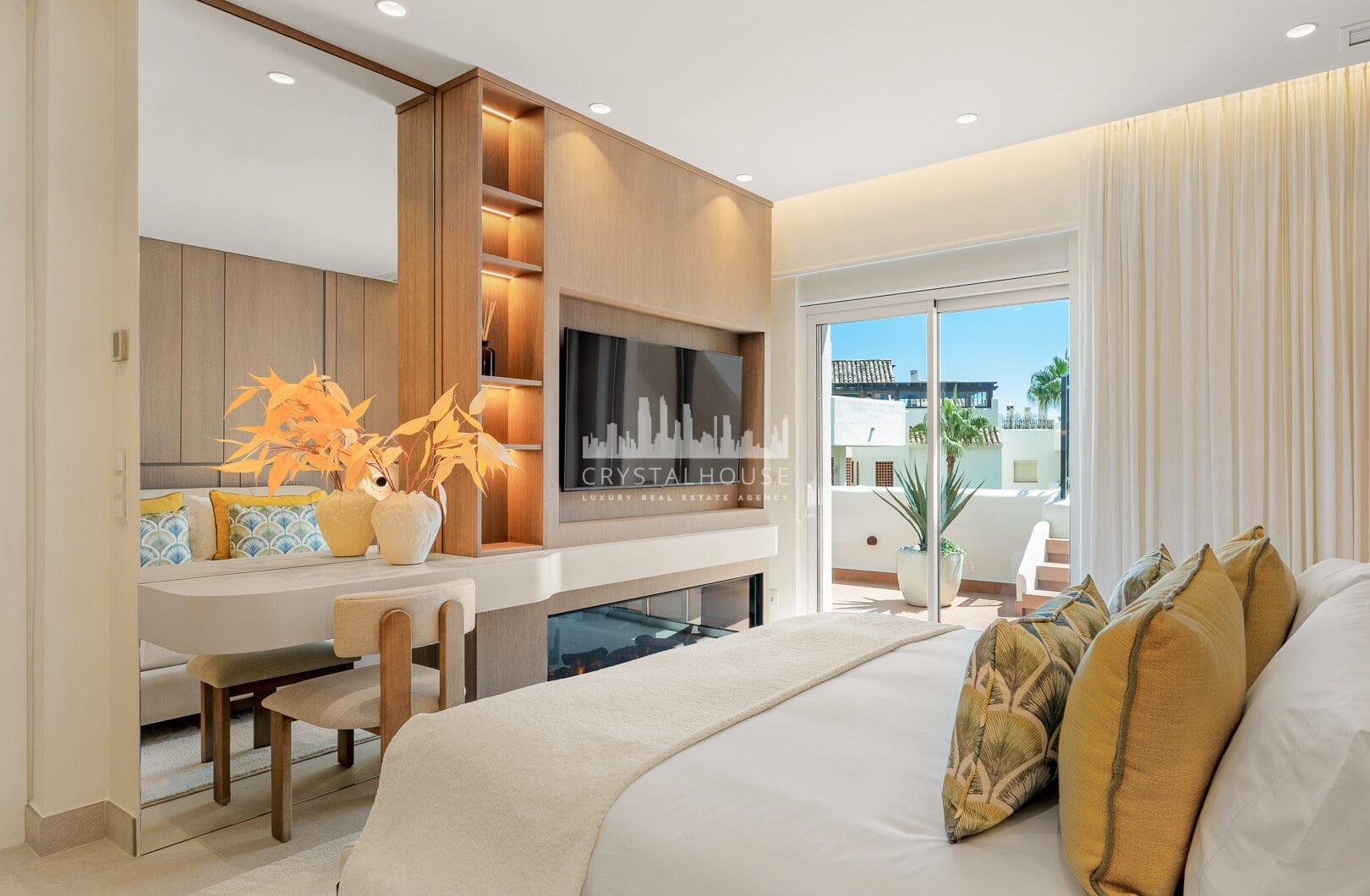 Wyjątkowy dwupoziomowy penthouse zlokalizowany bezpośrednio przy plaży, w pobliżu miasta Estepona!