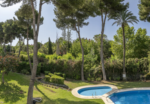 Wspaniała willa z 4 sypialniami