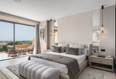 Oszałamiający, niedawno odnowiony apartament z 4 sypialniami
