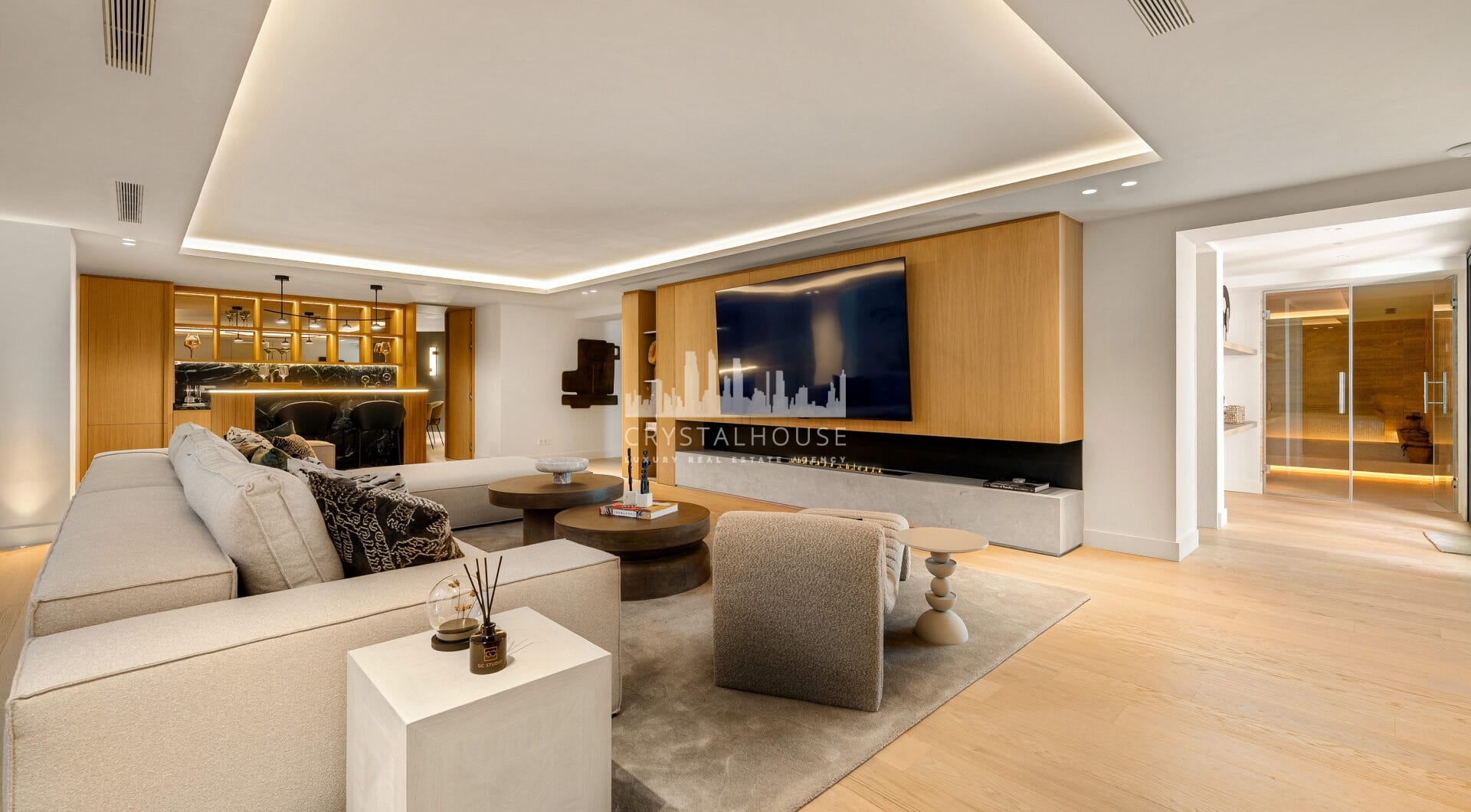 Villa Azteca – elegancka, nowoczesna willa z 6 sypialniami i salonem na dachu