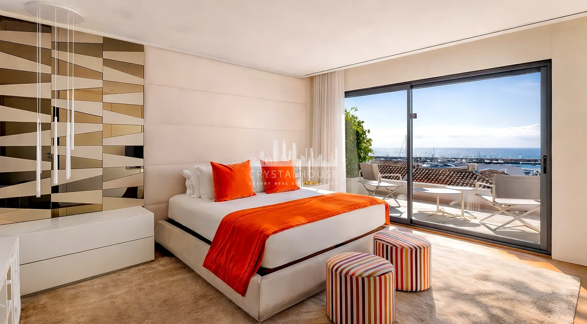 Apartment for sale Marbella Spain – Puerto Banús luxury bedroom with terrace and panoramic Mediterranean sea views
