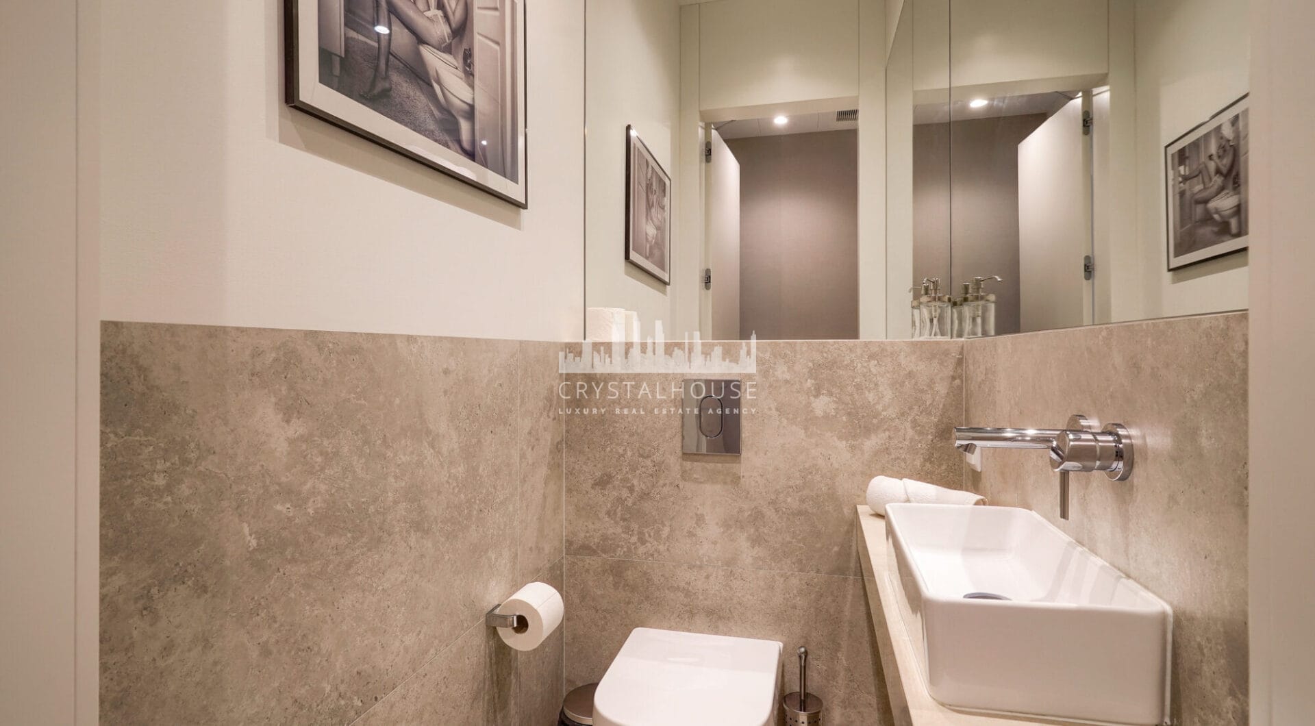 Ekskluzywny Apartament w Mennica Residence