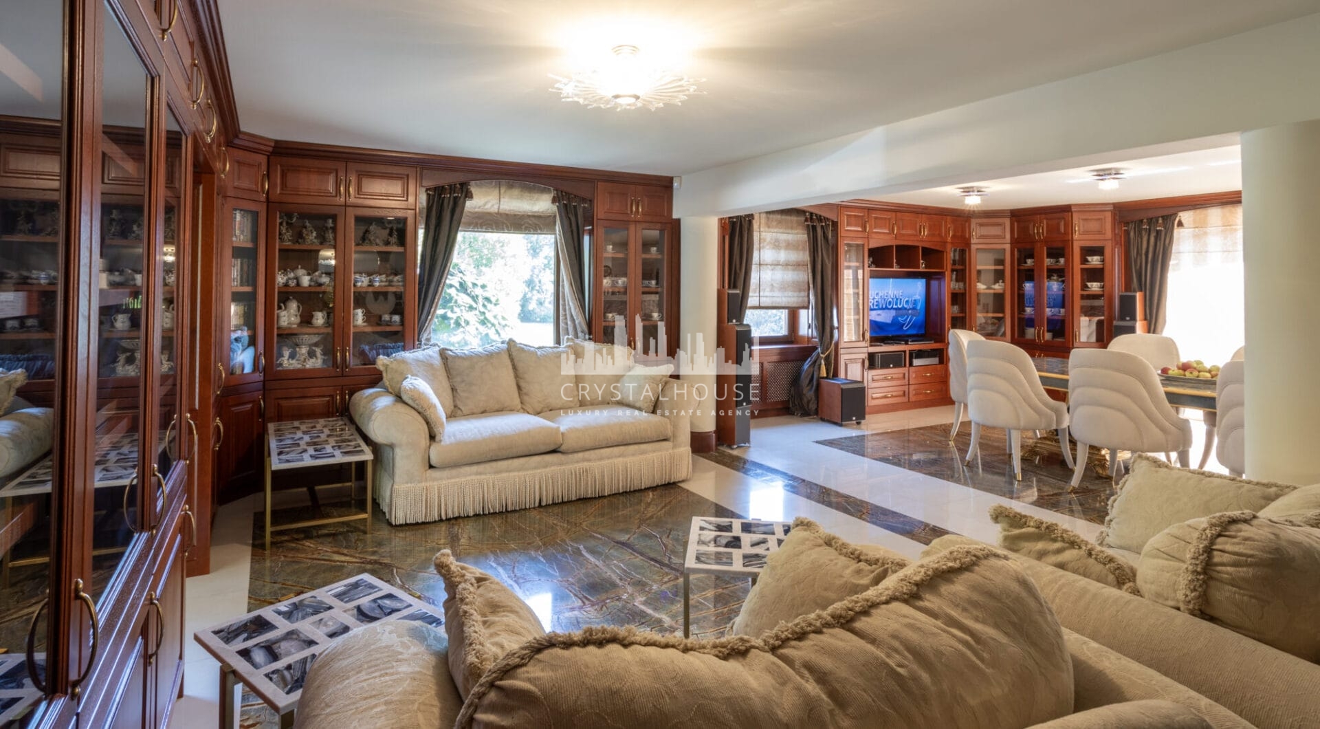 Luksusowa Rezydencja z lądowiskiem dla helikoptera