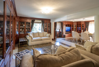 Luksusowa Rezydencja z lądowiskiem dla helikoptera