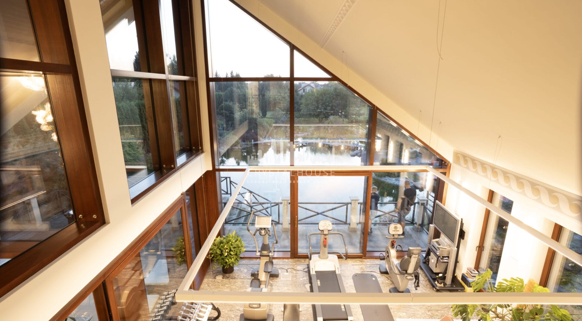 Luksusowa Rezydencja z lądowiskiem dla helikoptera