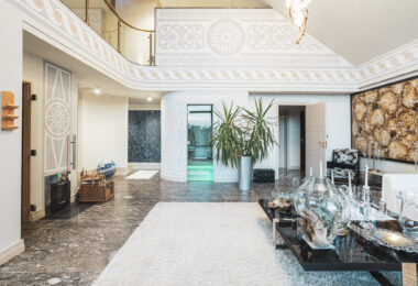 Luksusowa Rezydencja z lądowiskiem dla helikoptera