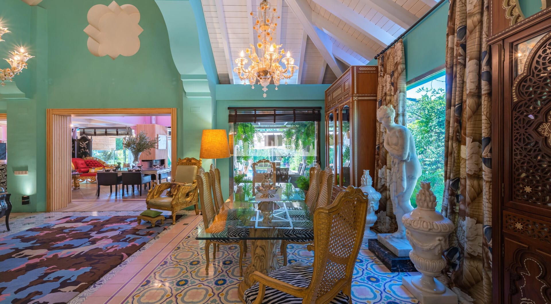 Elegancka willa z 5 sypialniami