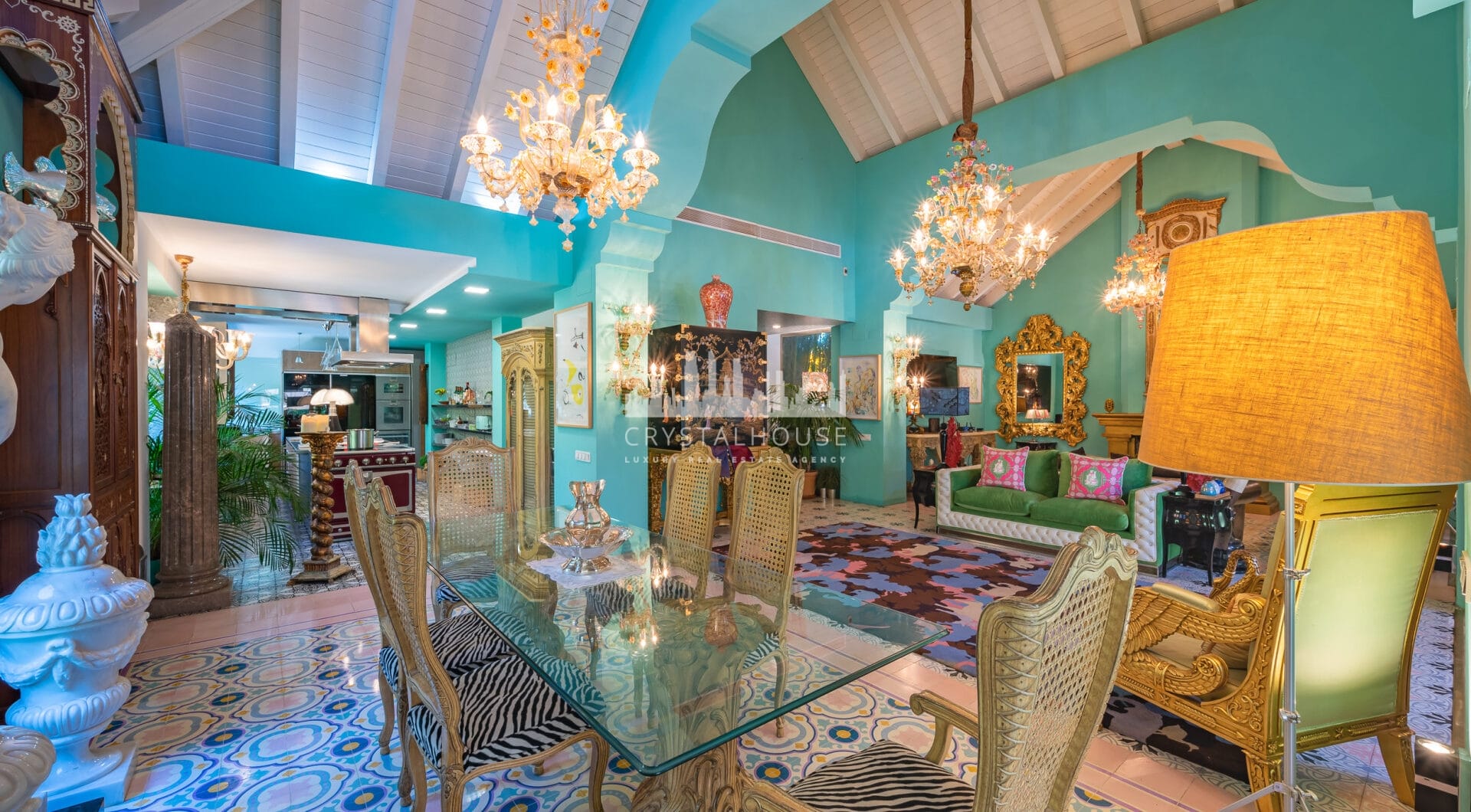 Elegancka willa z 5 sypialniami