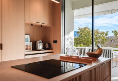 Nowoczesny, całkowicie odnowiony apartament w klubie Las Lomas del Marbella.