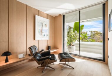 Nowoczesny, całkowicie odnowiony apartament w klubie Las Lomas del Marbella.