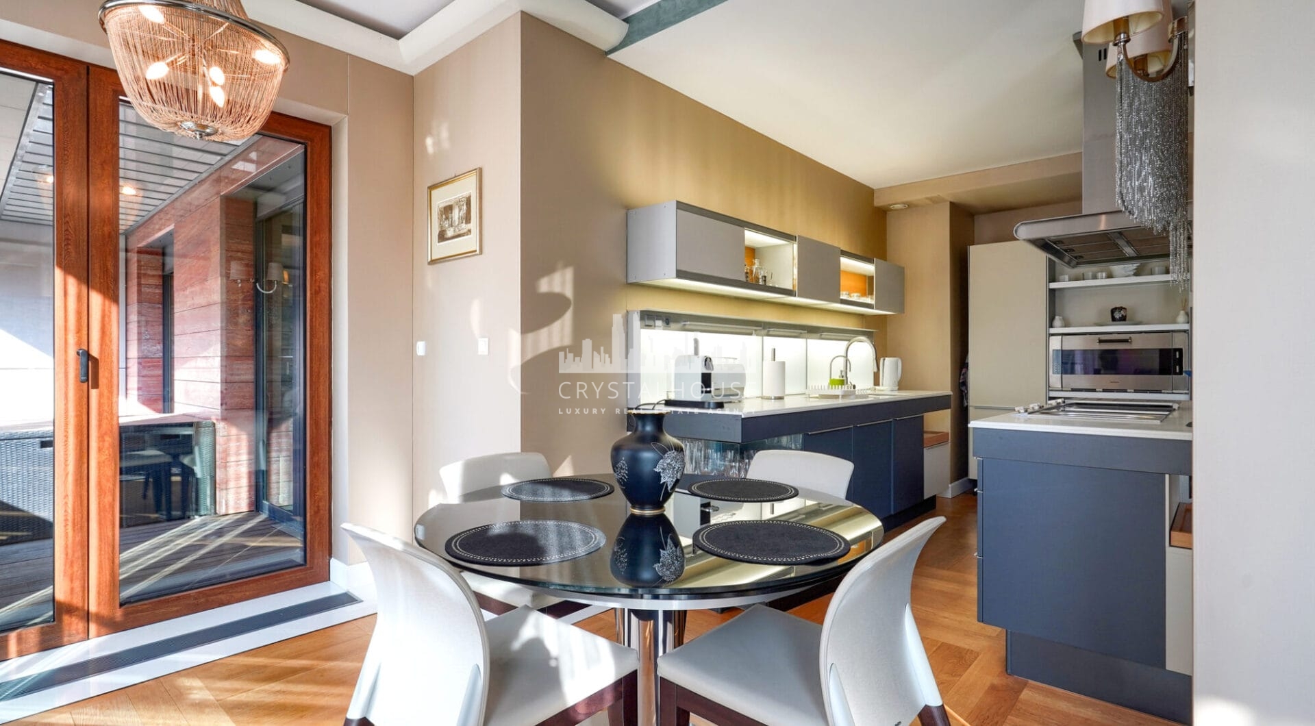 Luksusowy Apartament w Rezydencji Foksal