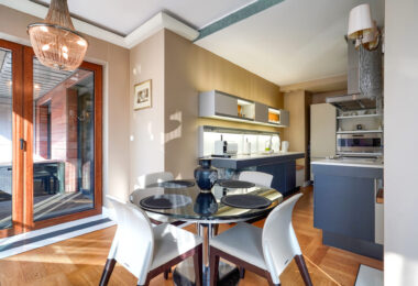 Luksusowy Apartament w Rezydencji Foksal