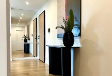 Elegancki apartament w Towarowa Square