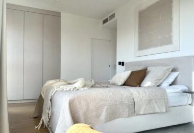 Elegancki apartament w Towarowa Square