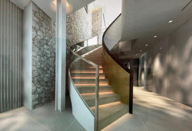 Villa Maya - wspaniała czteropokojowa, nowoczesna willa przy plaży, obecnie budowana na placu Guadalmina Baja