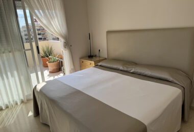 Exclusive Penthouse of 4 Sypialnie w sercu Estepona z tarasem i prywatnym Solarium