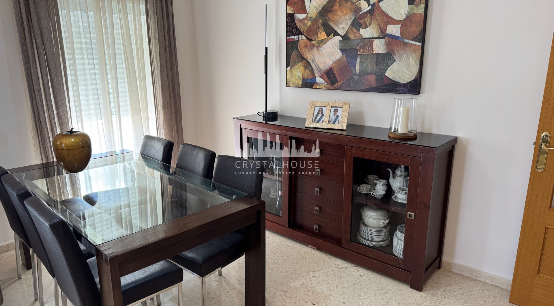 Exclusive Penthouse of 4 Sypialnie w sercu Estepona z tarasem i prywatnym Solarium