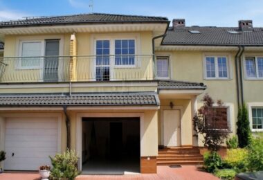 Rezydencjonalny segment z ogrodem, Powsin-Wilanów