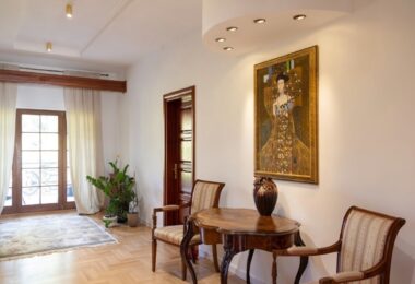 Elegancka Rezydencja z basenem, Ursynów