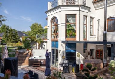 Elegancka Rezydencja z basenem, Ursynów