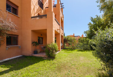 Hiszpania, Benahavis, Gazules del Sol