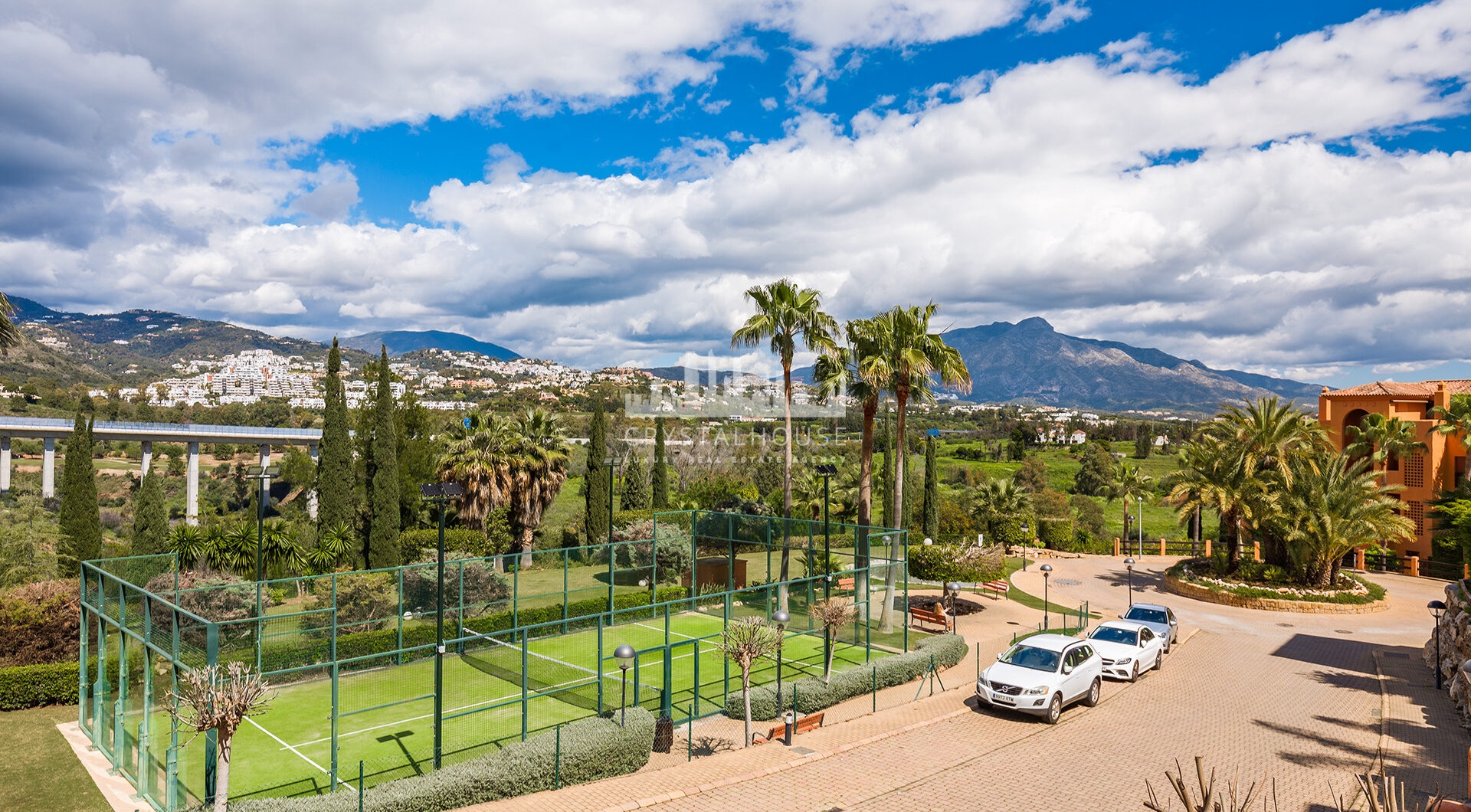 Hiszpania, Benahavis, Gazules del Sol