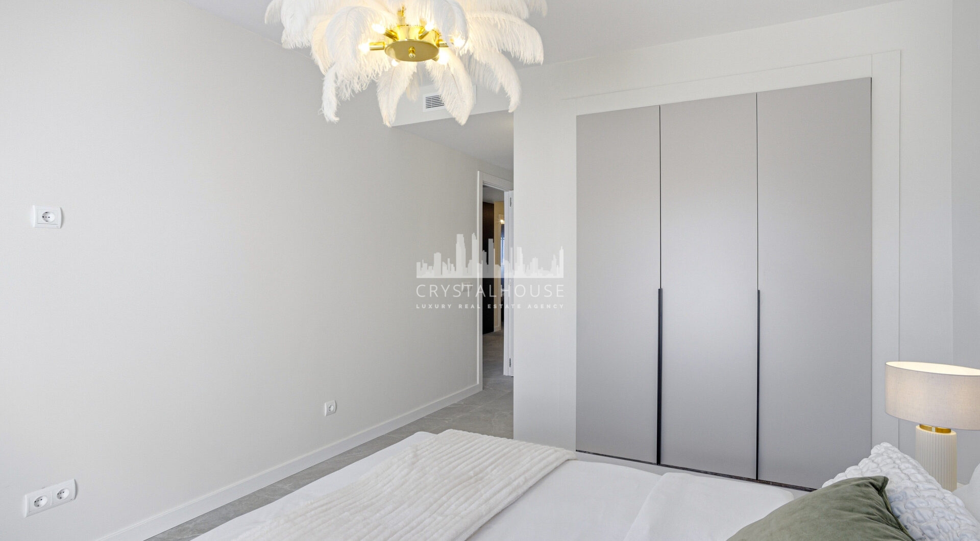 Nieskazitelnie odnowiony apartament na południowym wschodzie w prestiżowym La Quinta Golf, Benahavis