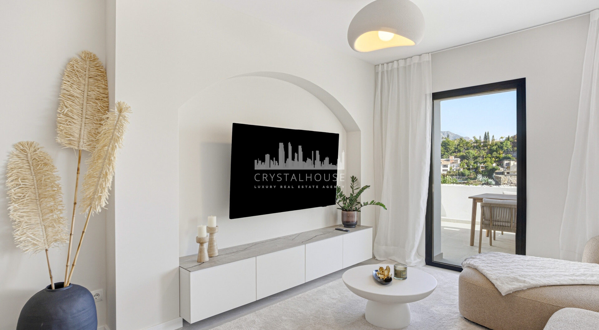 Nieskazitelnie odnowiony apartament na południowym wschodzie w prestiżowym La Quinta Golf, Benahavis