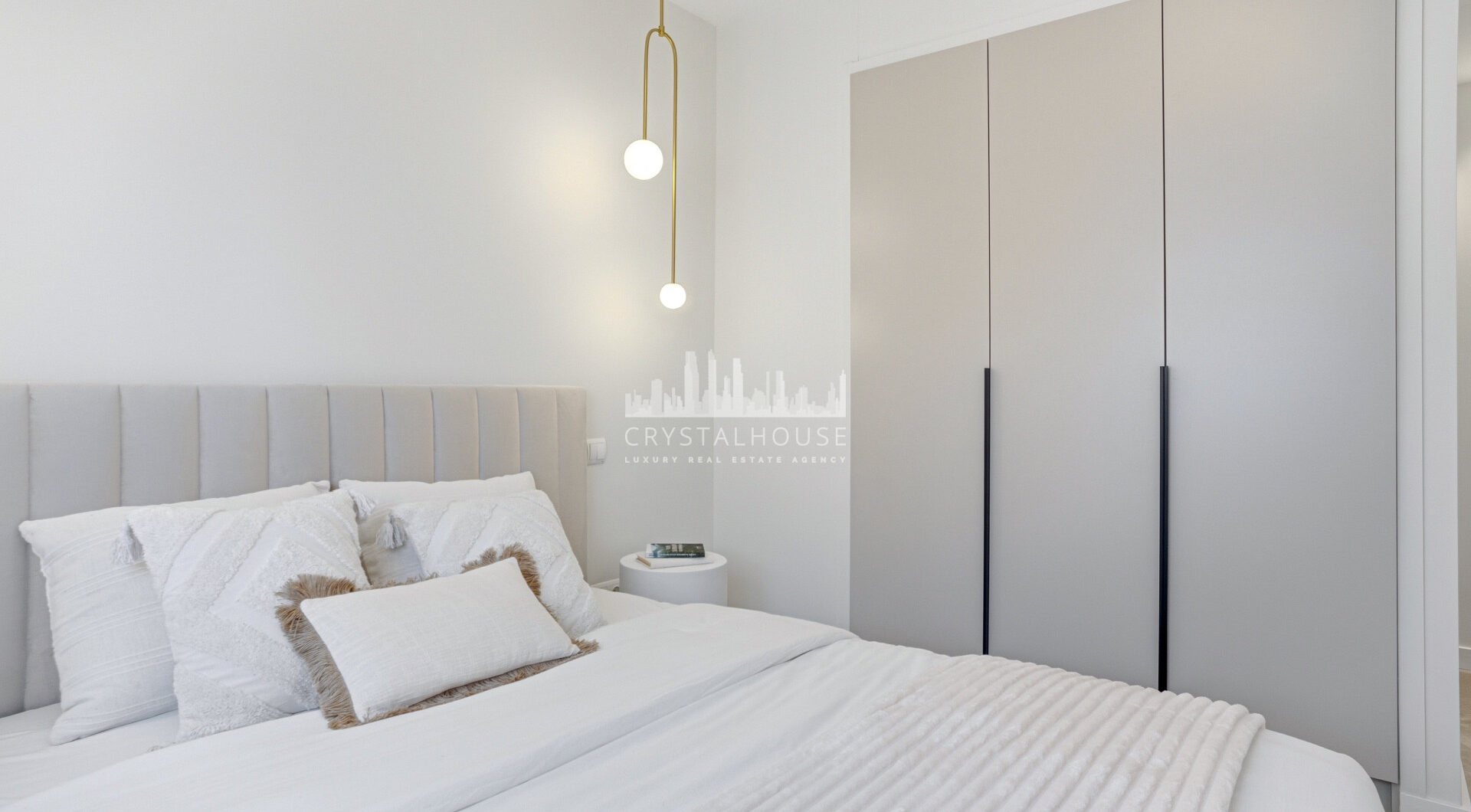 Nieskazitelnie odnowiony apartament na południowym wschodzie w prestiżowym La Quinta Golf, Benahavis