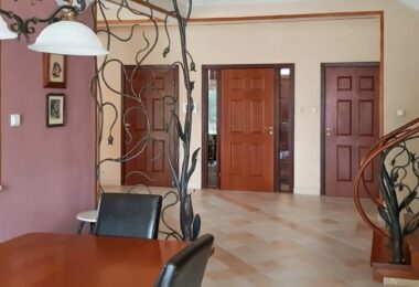 Unikatowa rezydencja w pięknej okolicy, Chylice