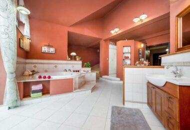 Unikatowa rezydencja w pięknej okolicy, Chylice